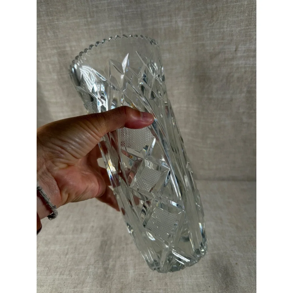 Vintage Crystal Glass Vase Good Deep Cut Diamond Pattern Scalloped Rim 10 inch